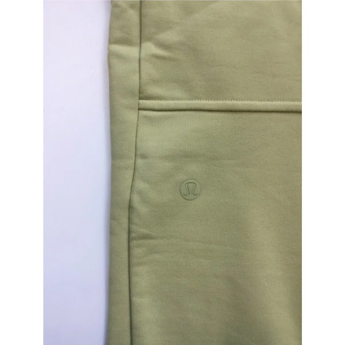 Lululemon clothing - Green 1