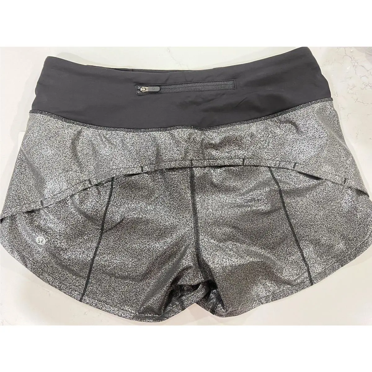 Lululemon clothing - Luminosity/Black Foil 0