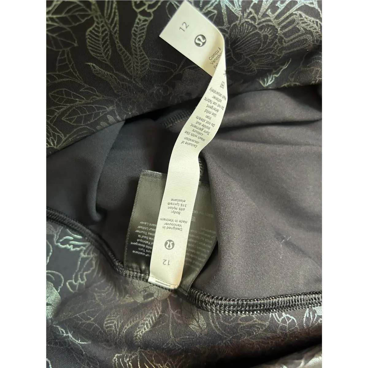 Lululemon clothing - Black 5
