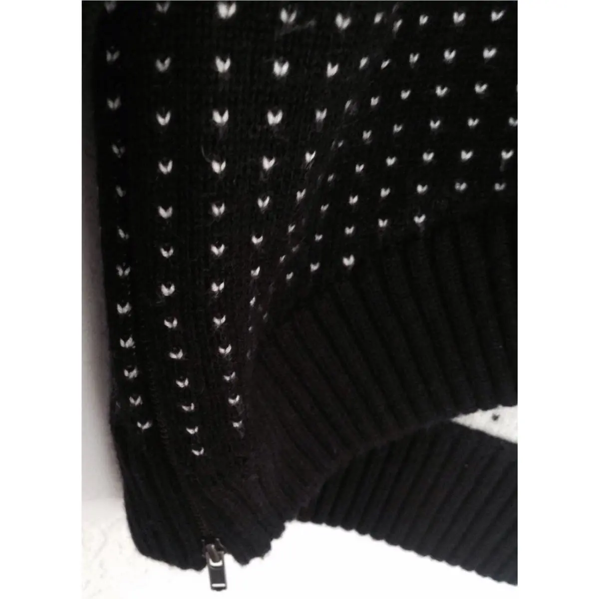 Lululemon clothing - Black/White 2