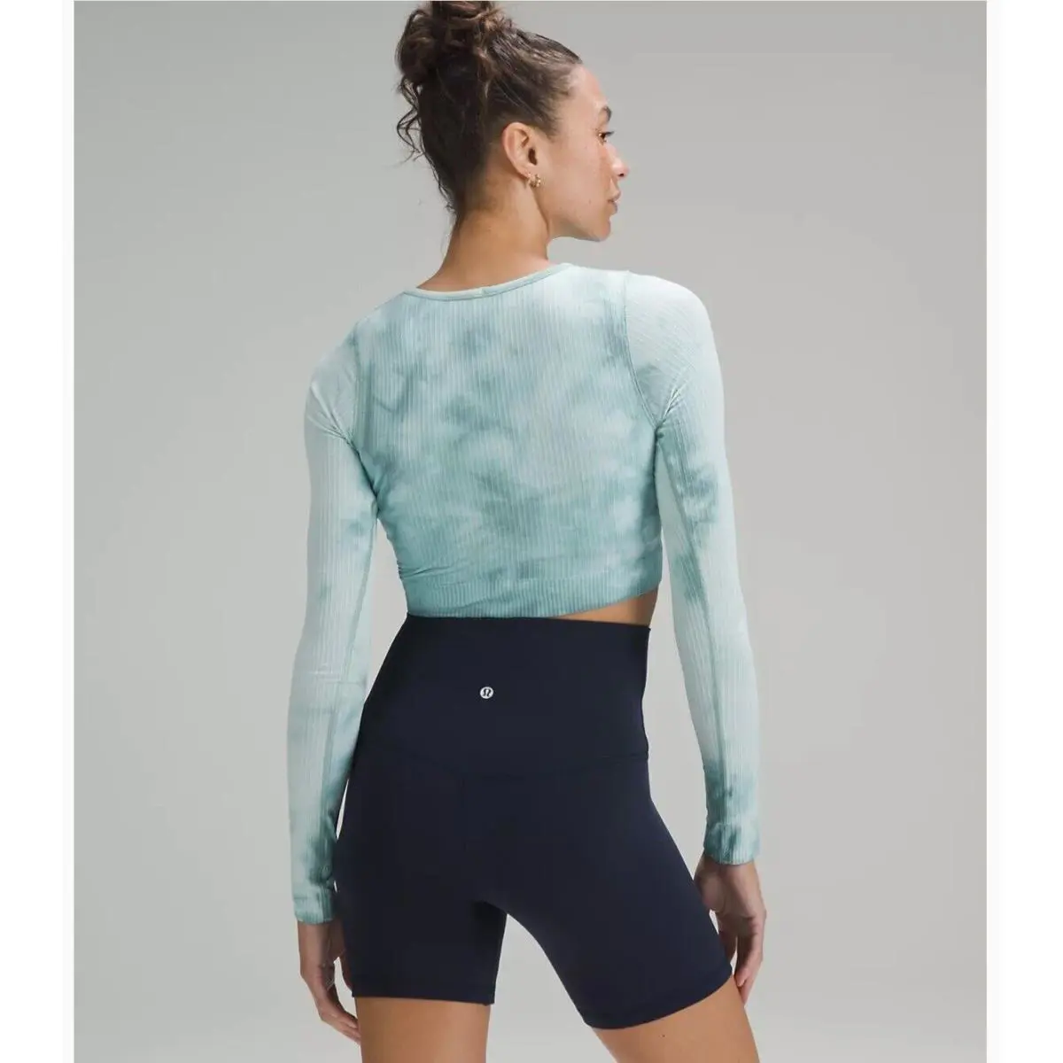 Lululemon clothing - Blue 1