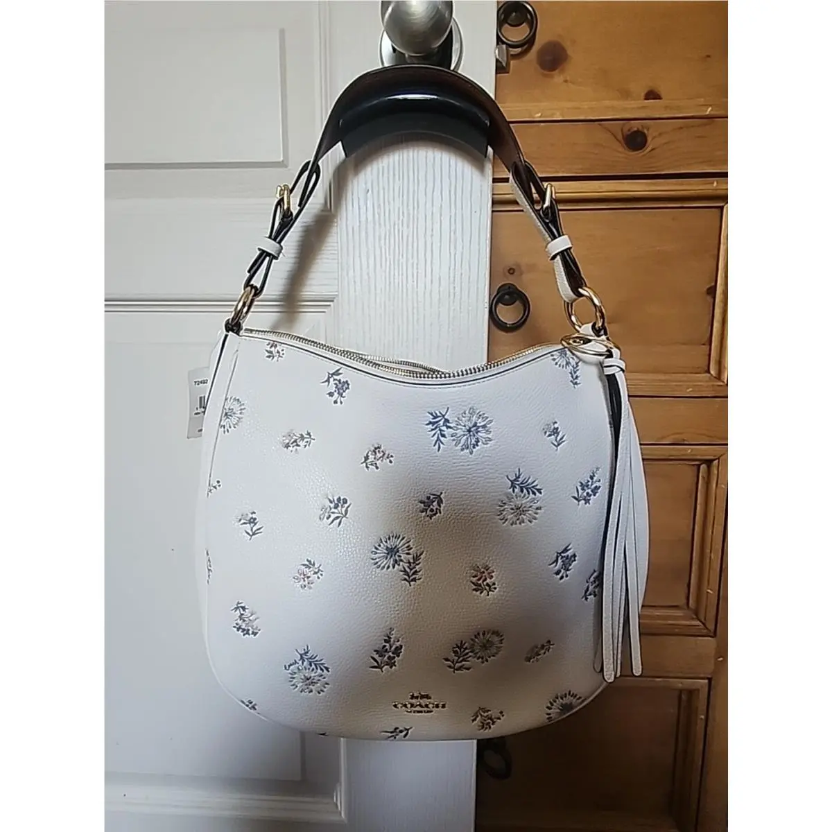 Coach 72492 Meadow Print Hobo