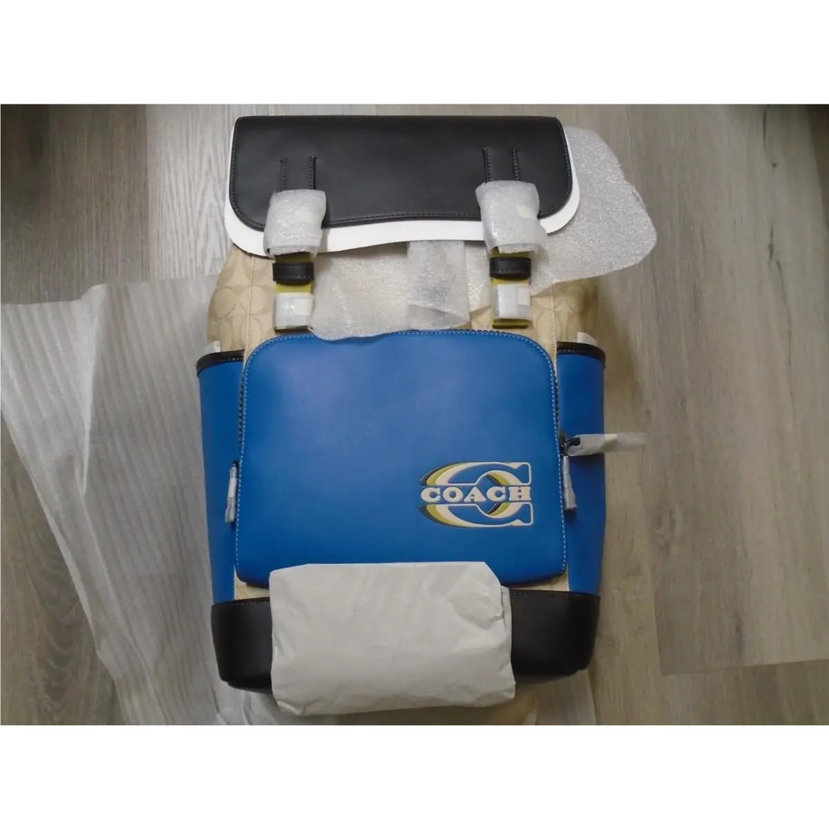 ``genuine`` Coach Track Backpack Colorblock Signature Canvas CH116