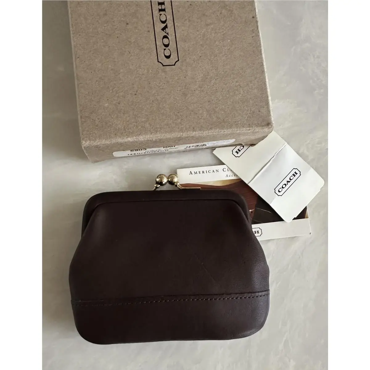Coach Vintage Black Leather Kisslock Coin Purse 6903 Orginal Box
