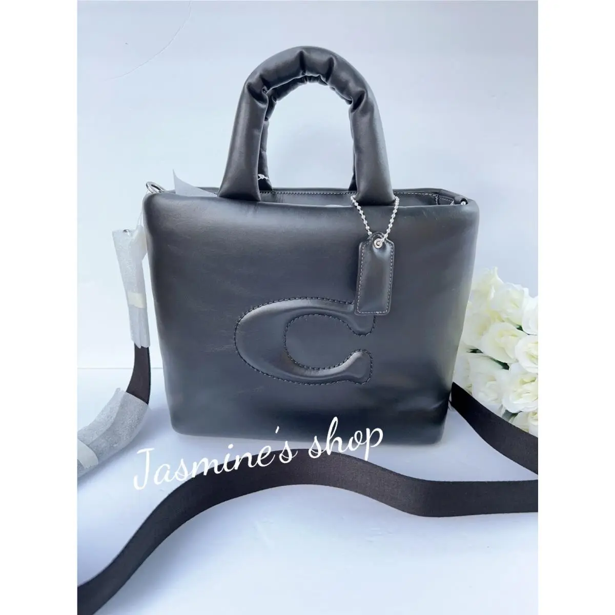 Coach Pillow Tote CP095