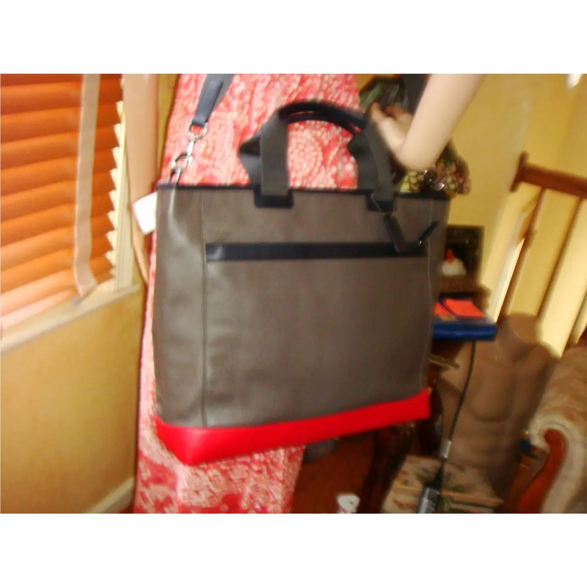Coach Men`s Camden Leather Travel Gym Supply Bag 71347 Grey/red