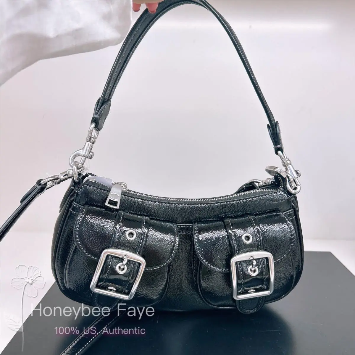 Coach Ashton Baguette Bag CV943