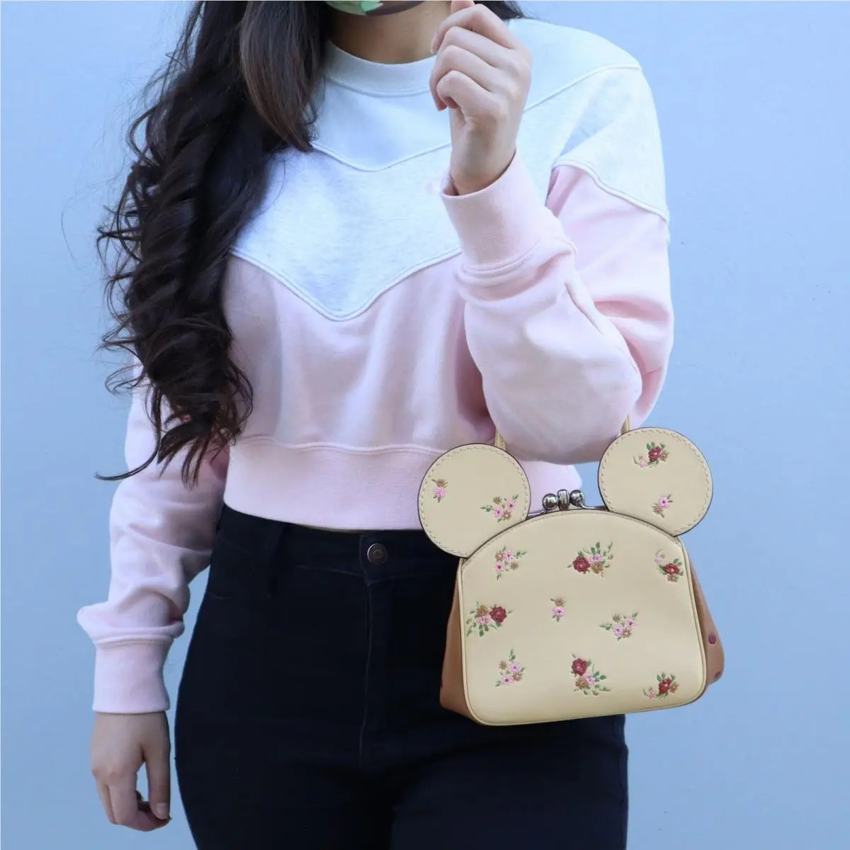 Coach x Disney Minnie Mouse Kisslock Ear Bagyellow Floral