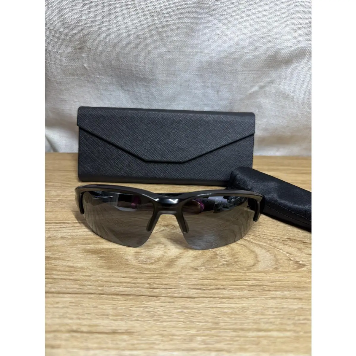 Oakley 0OO9363 Flak Beta Men`s Sunglasses - Matte Black Generic Case - Frame: Black, Lens: Gray