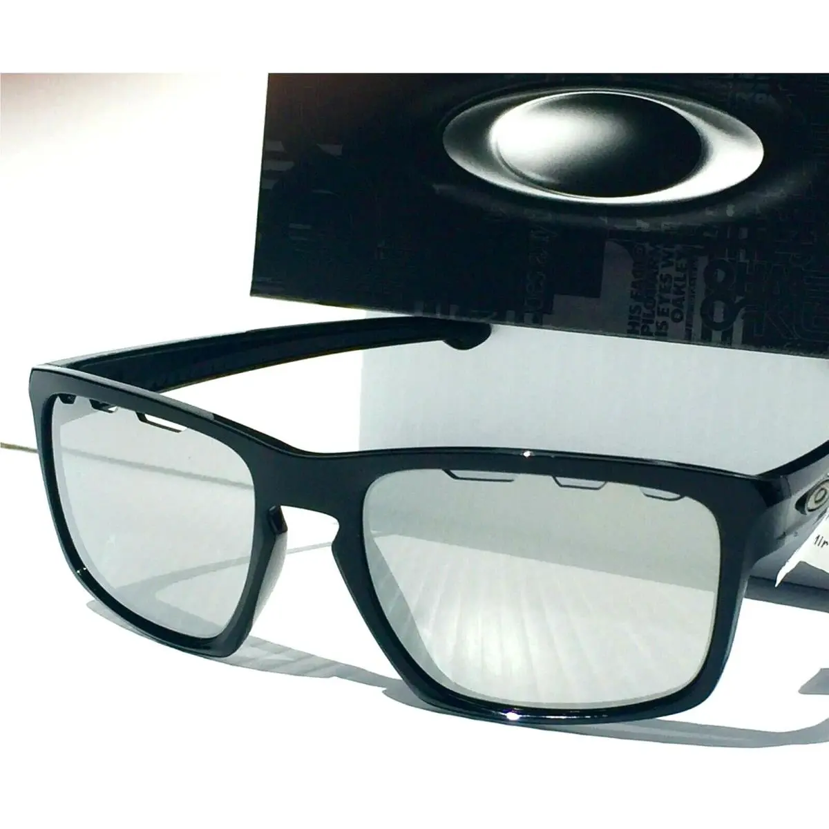 Sliver Shiny Black Vented Black Iridium Lens Sunglass oo9262-42 by Oakley