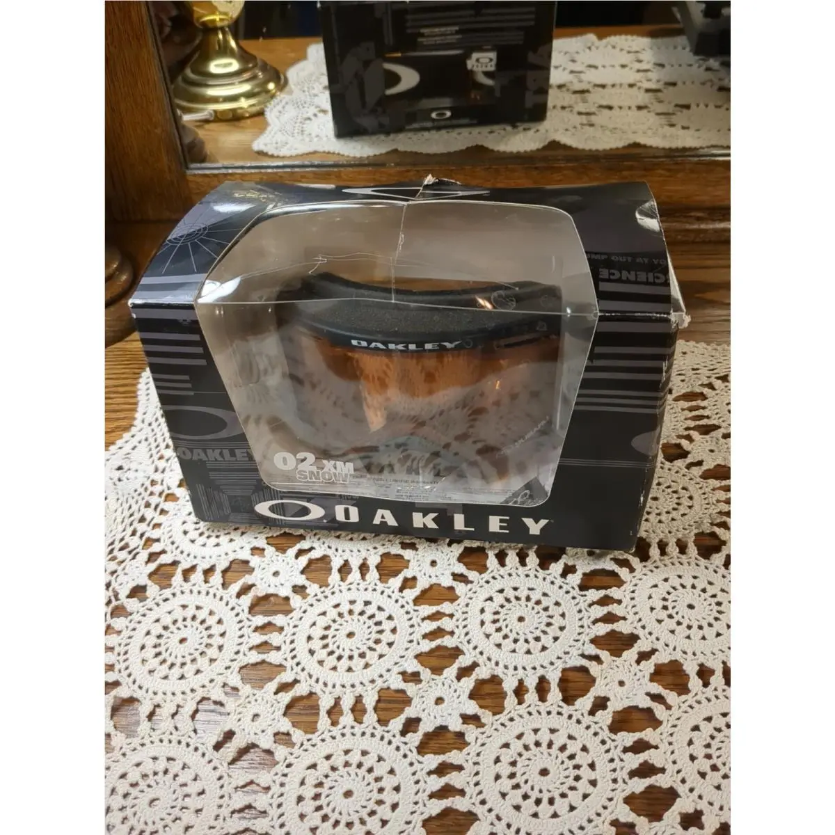 Oakley O2 XM 2.0 Matte Black Persimmon OO7066-20 Snow Goggles