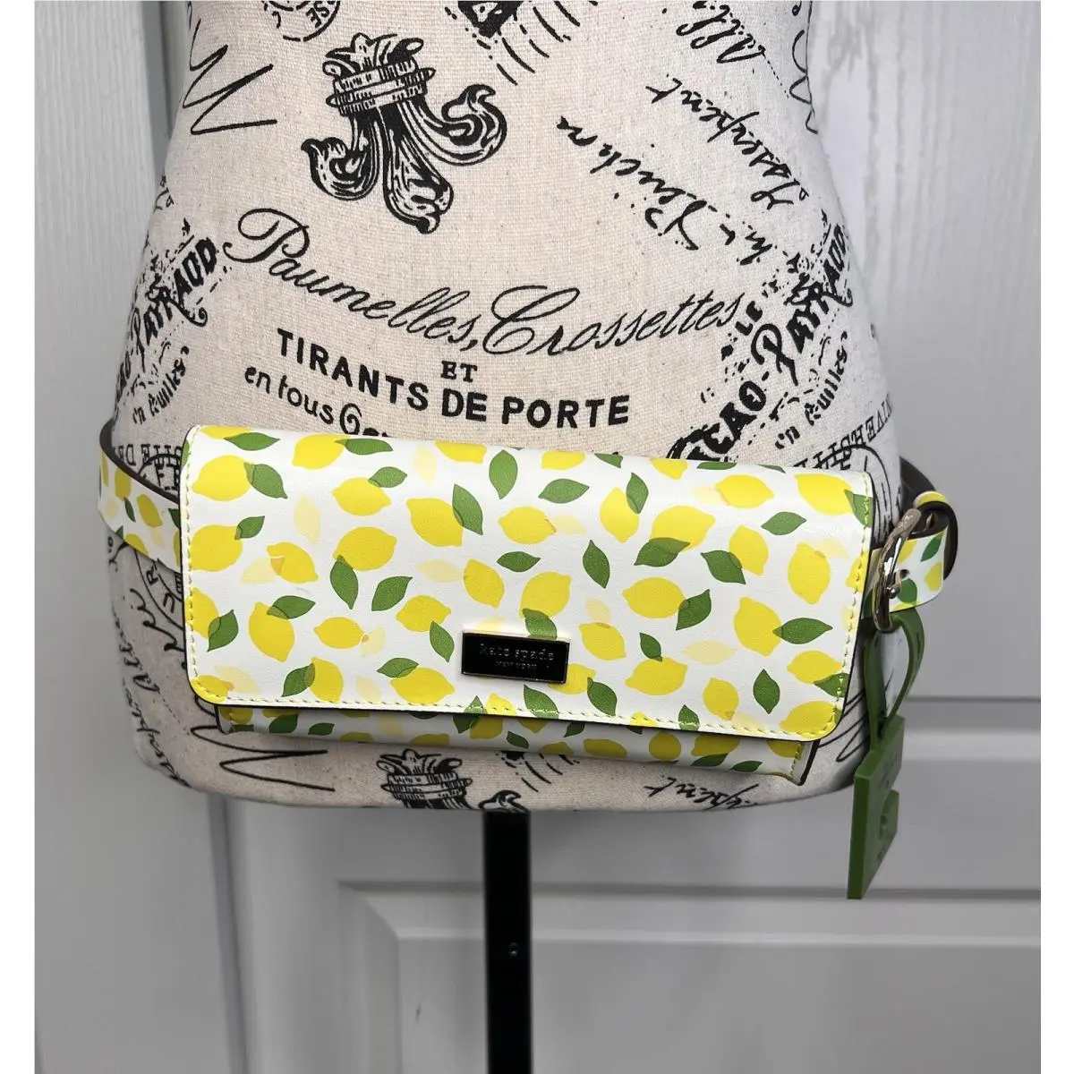 Kate Spade Lemon Print Leather Belt Fanny Pack Leather Flap L/xl