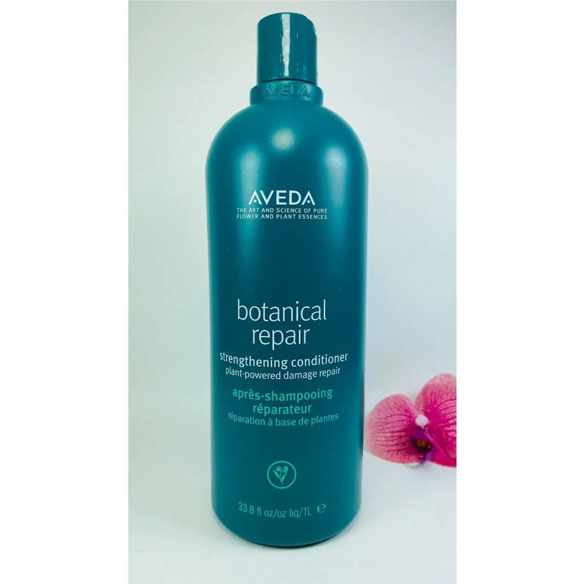 Aveda Botanical Repair Strenghthening Conditioner 33.8oz / 1 Liter