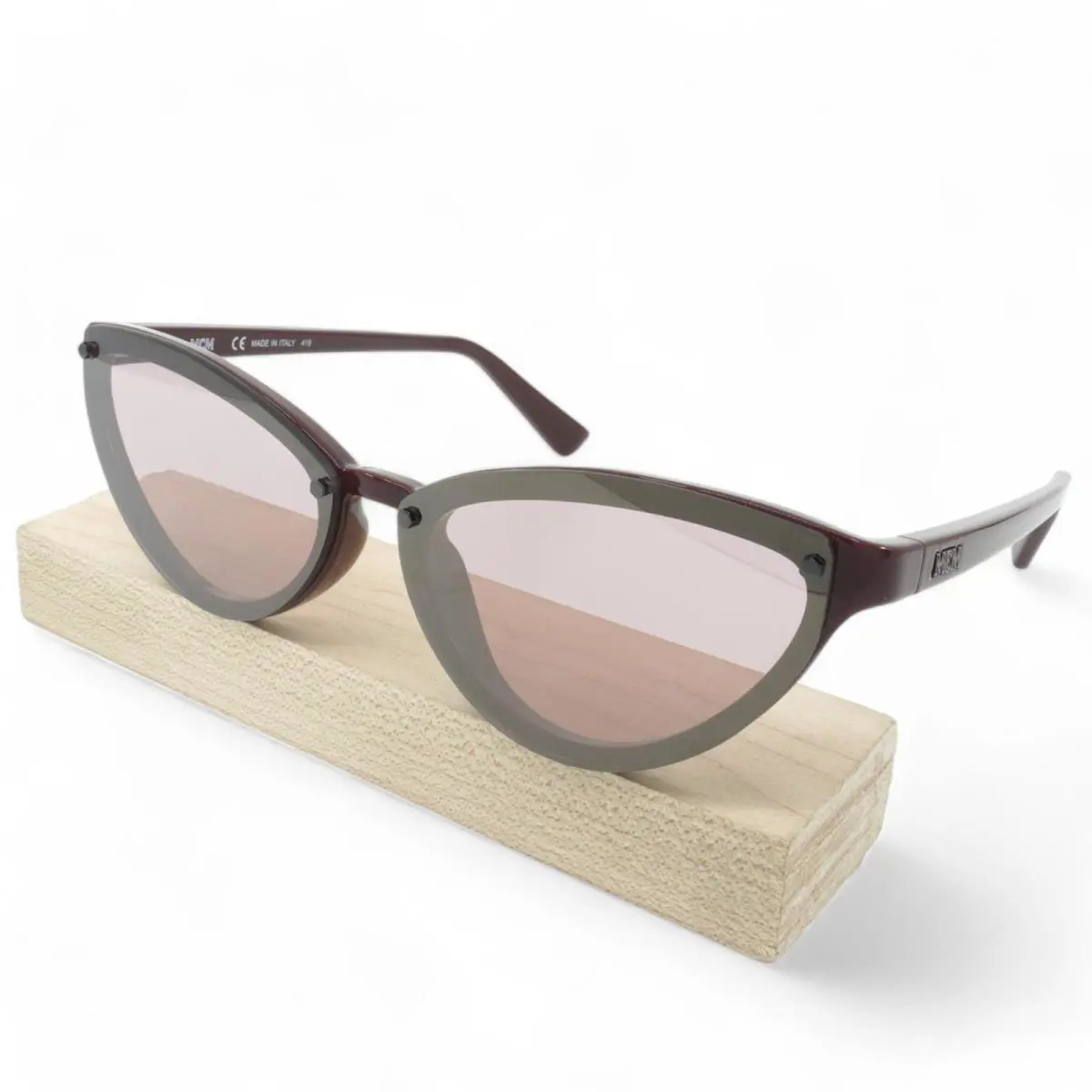 MCM690S-602 Unisex Mcm Cat Eye Sunglasses