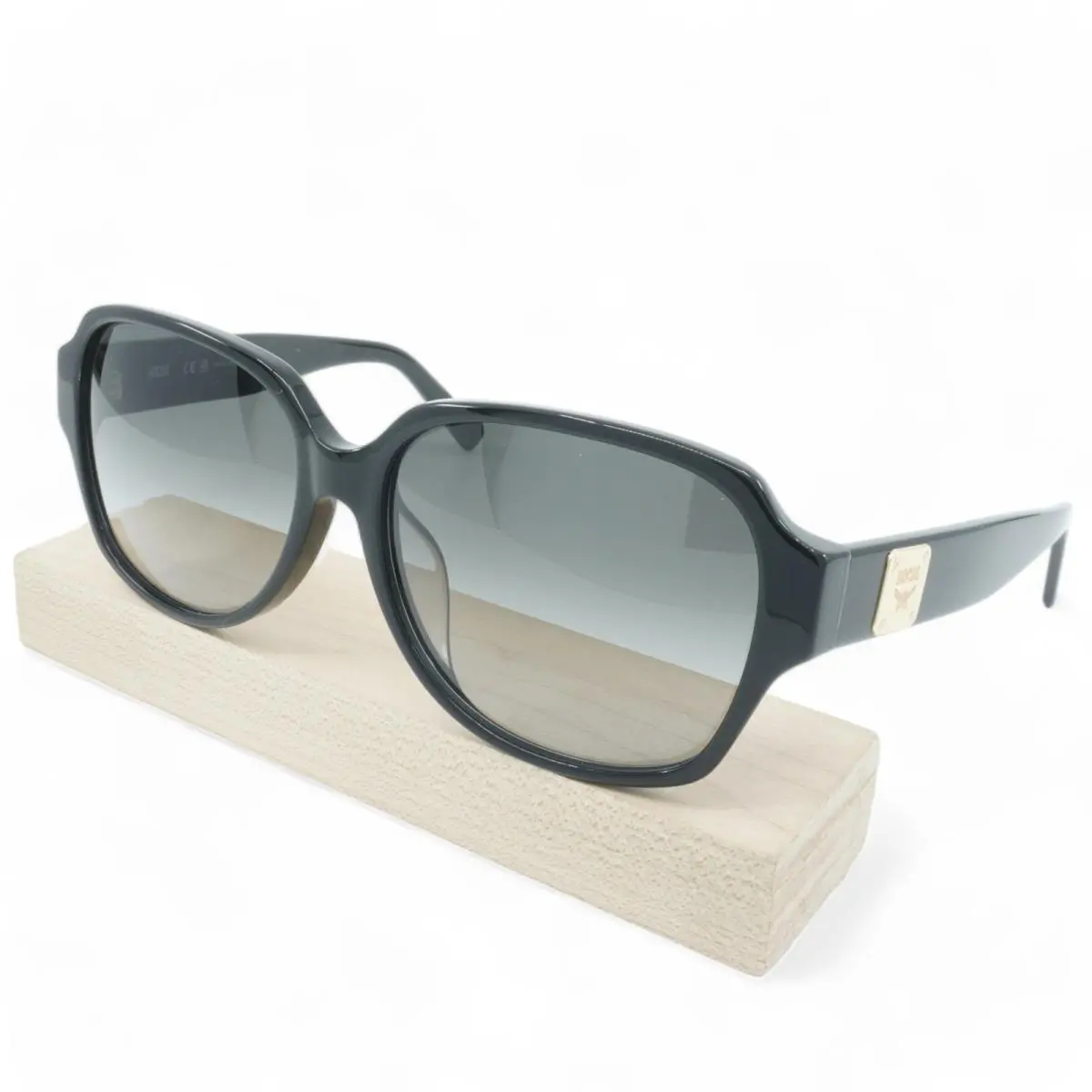 616SA-001 Unisex Mcm Rectangular Sunglasses by MCM