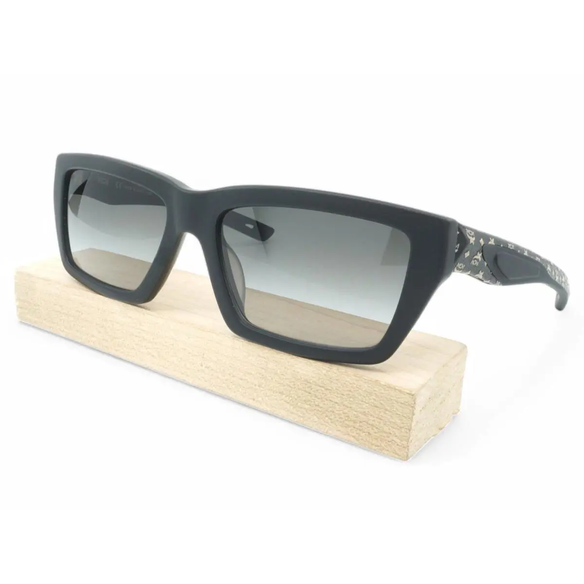 MCM696SL-004 Unisex Mcm Rectangle Sunglasses