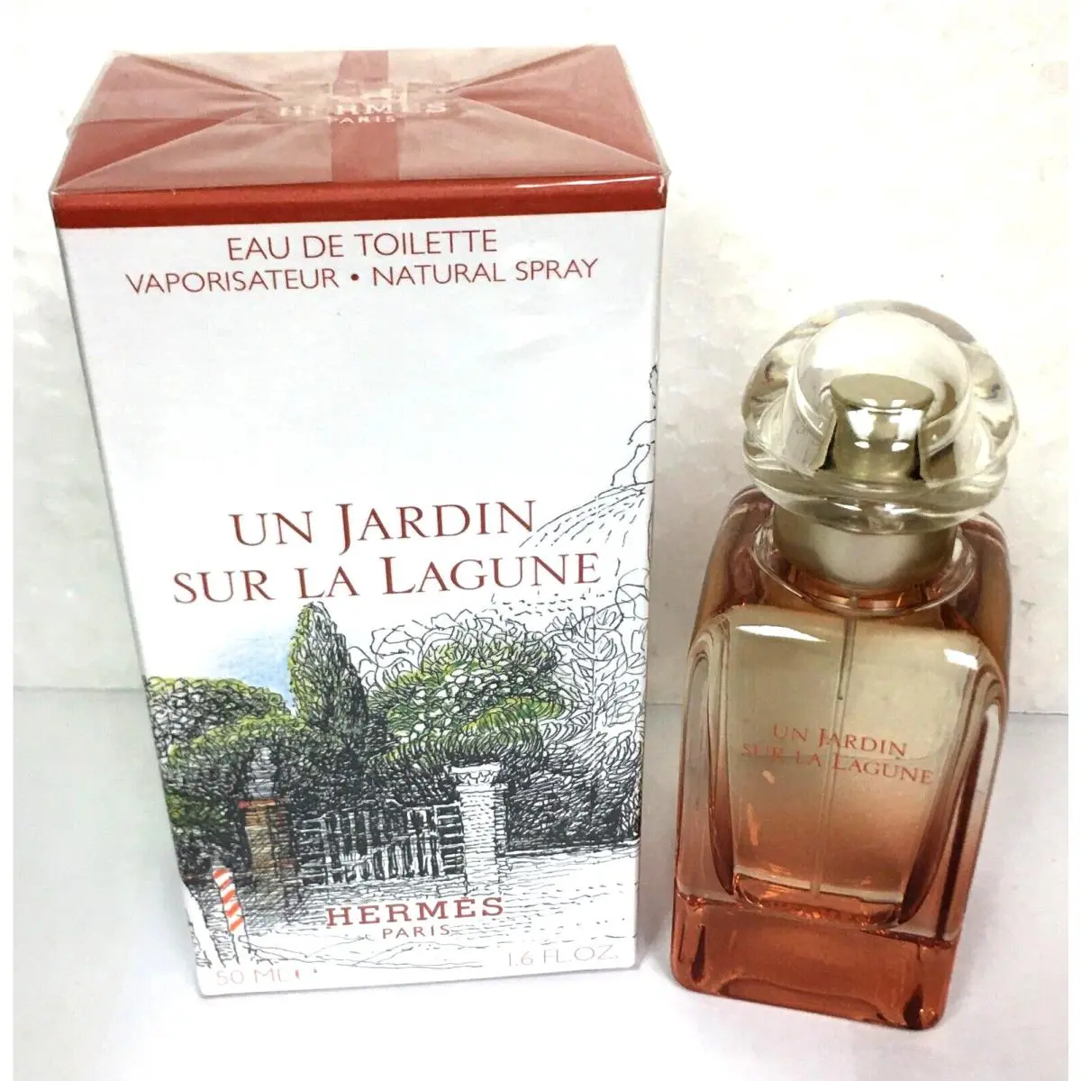 Un Jardin Sur La Lagune By Hermes Unisex 1.6oz/50ml Edt Spray Box