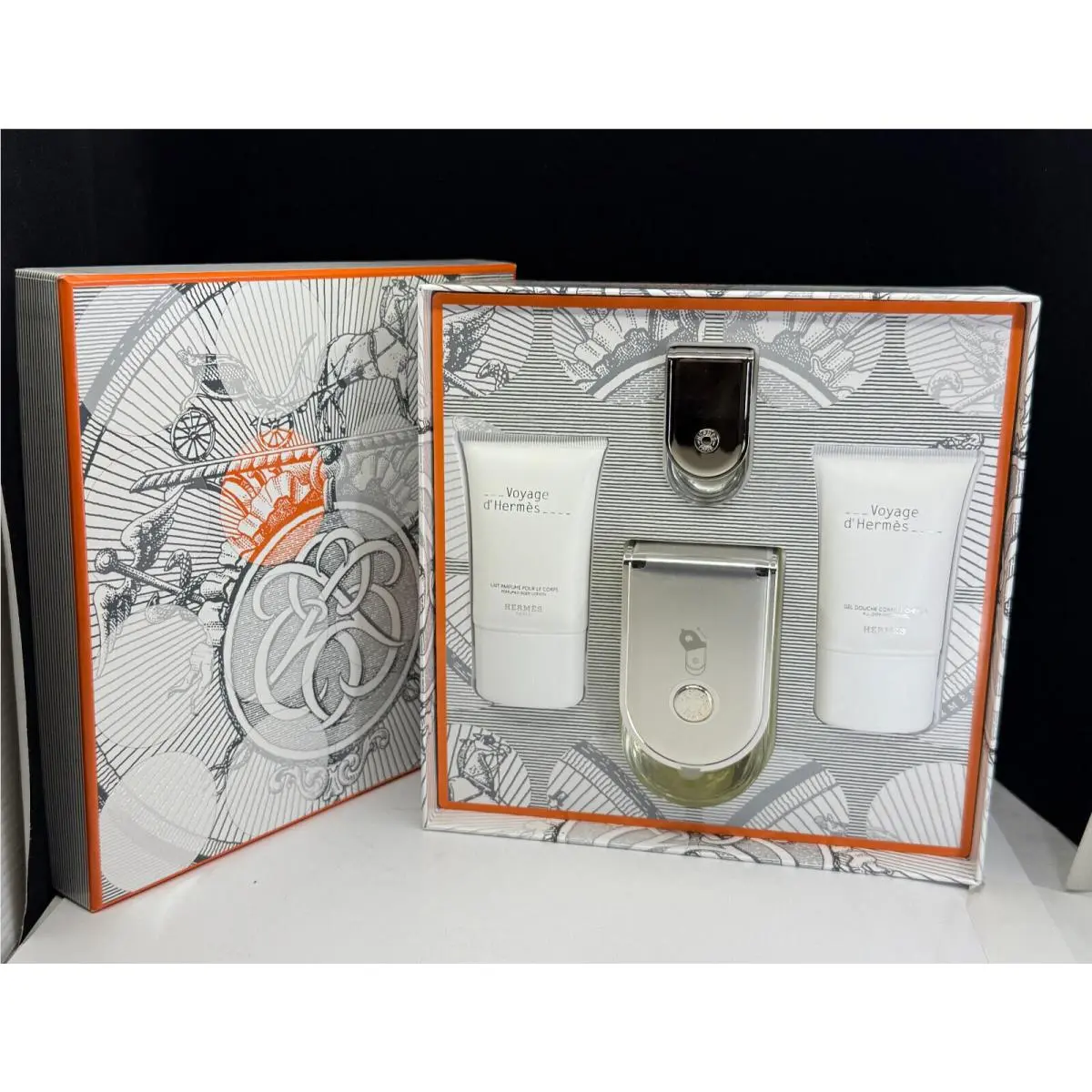 Voyage D`hermes by Hermes 3.3 oz / 100 ml Edt 4 Pieces Gift Set