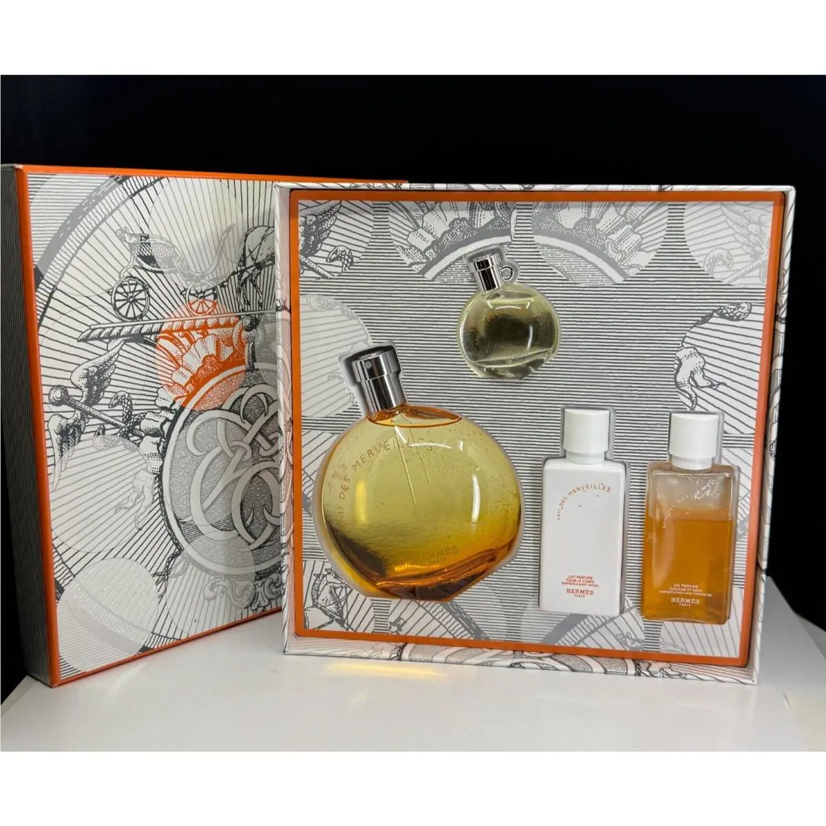 Eau Des Merveilles by Hermes Set 3.3 Edt +0.25 Edt Mini +1.35 S.g +1.35 B.l