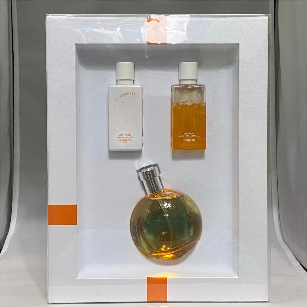 Eau Des Merveilles Hermes Gift Set 1.6 oz 50 ml Edt Spray 1.35 oz B/lotion S/gel