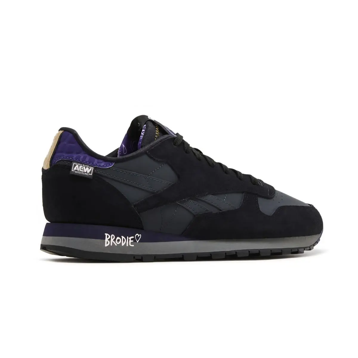 Reebok shoes - Reebok AEW x Classic Leather - 10206650 - Black, Manufacturer: Black/Purple 11