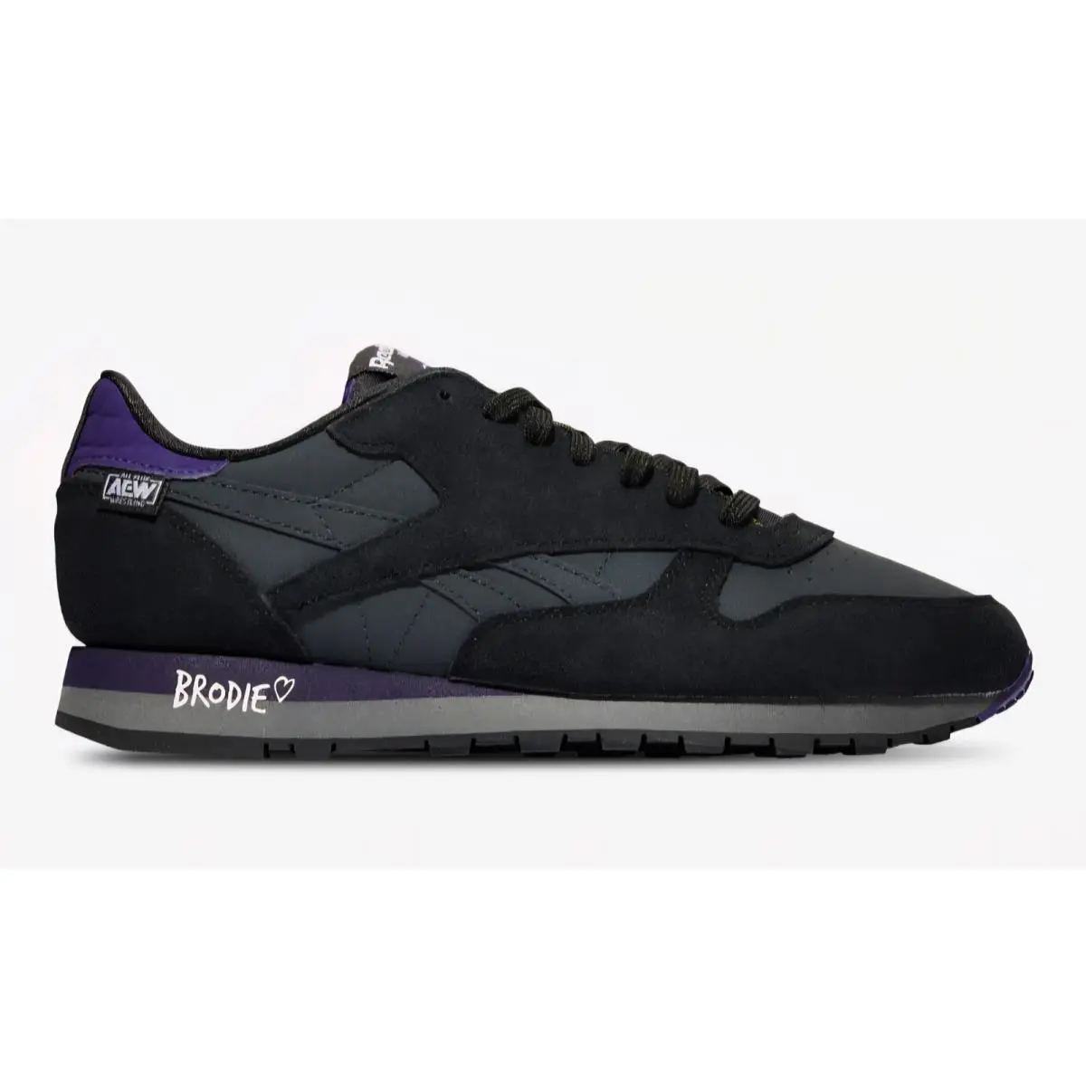 Reebok shoes - Reebok AEW x Classic Leather - 10206650 - Black, Manufacturer: Black/Purple 10
