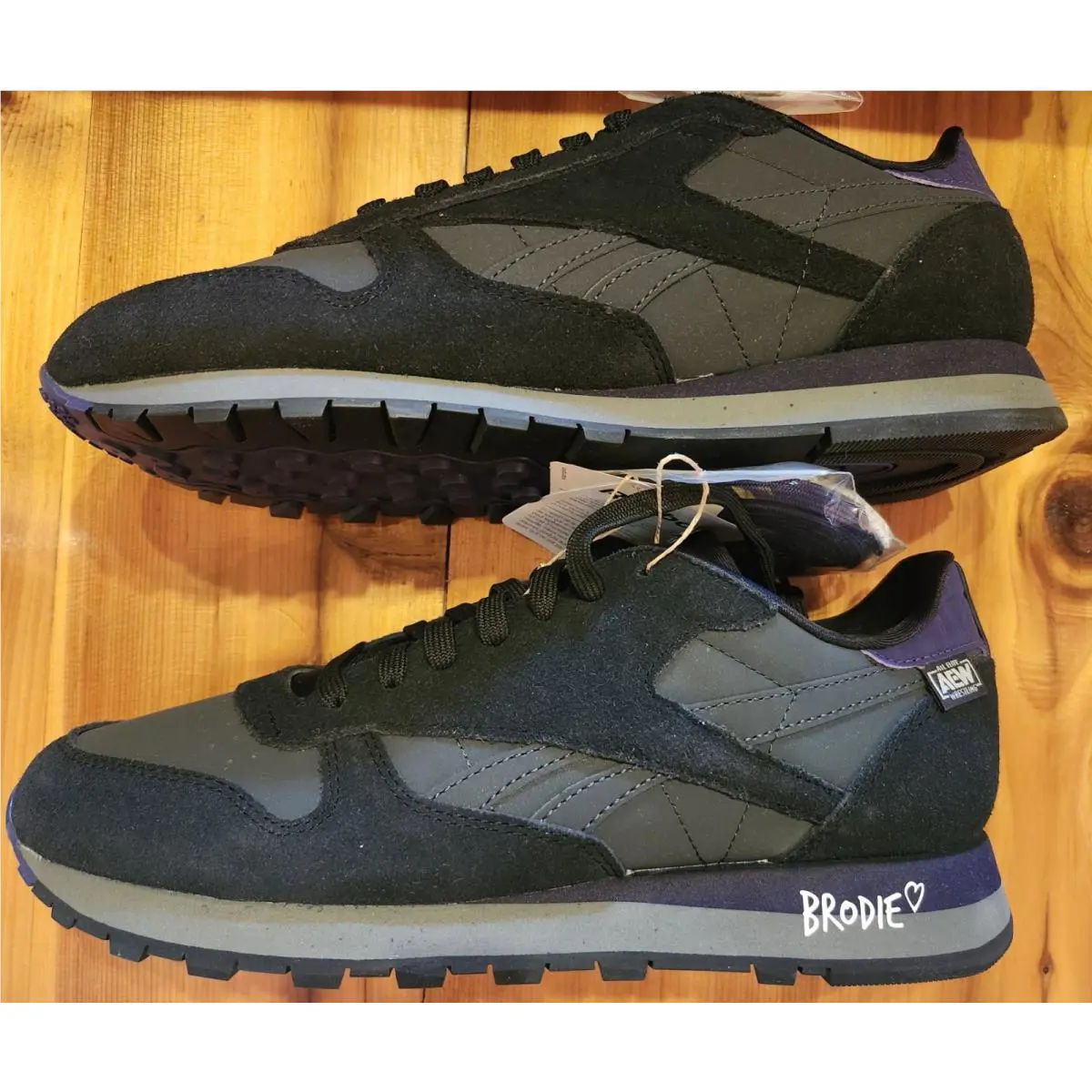 Reebok shoes - Reebok AEW x Classic Leather - 10206650 - Black, Manufacturer: Black/Purple 3