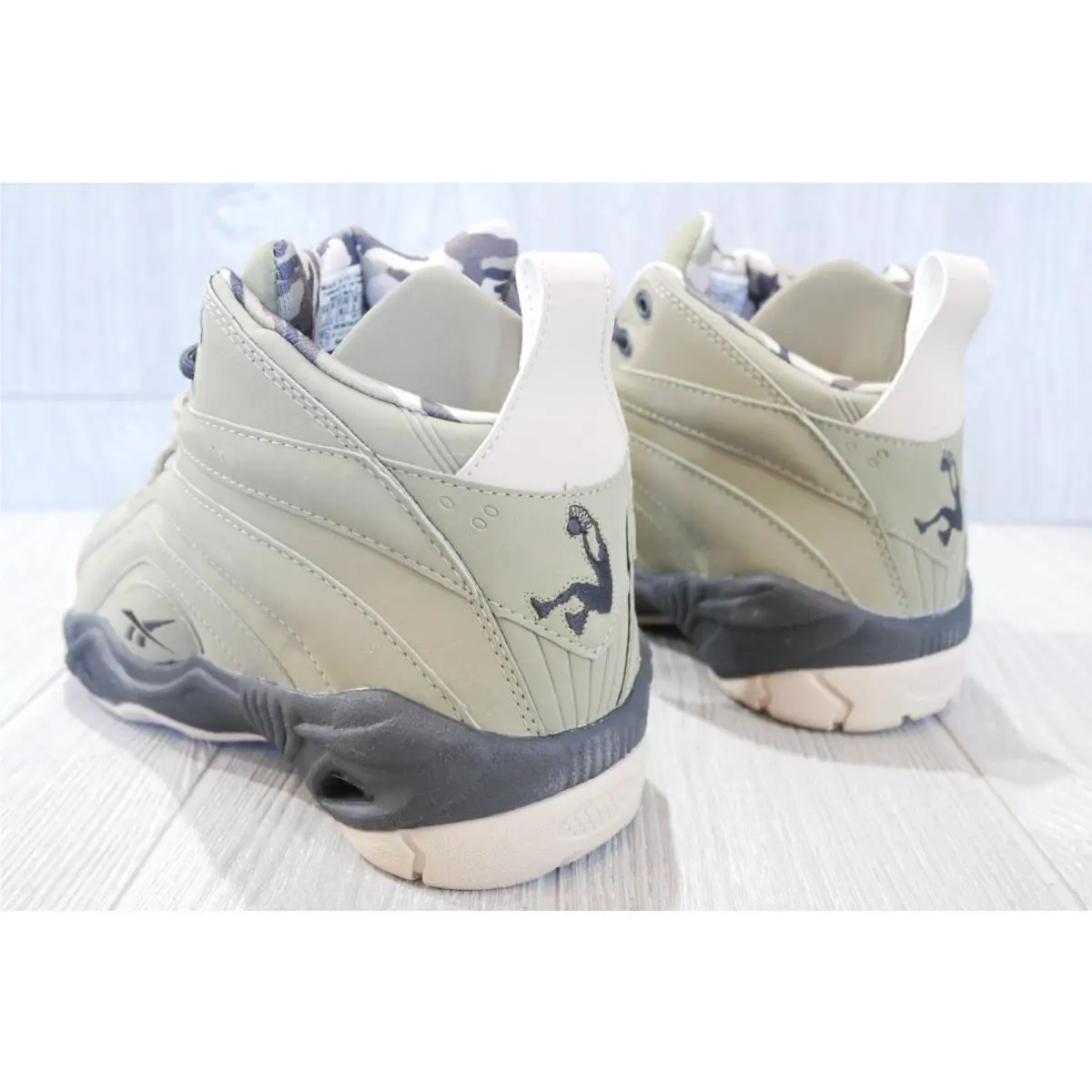 Reebok shoes - olive 3