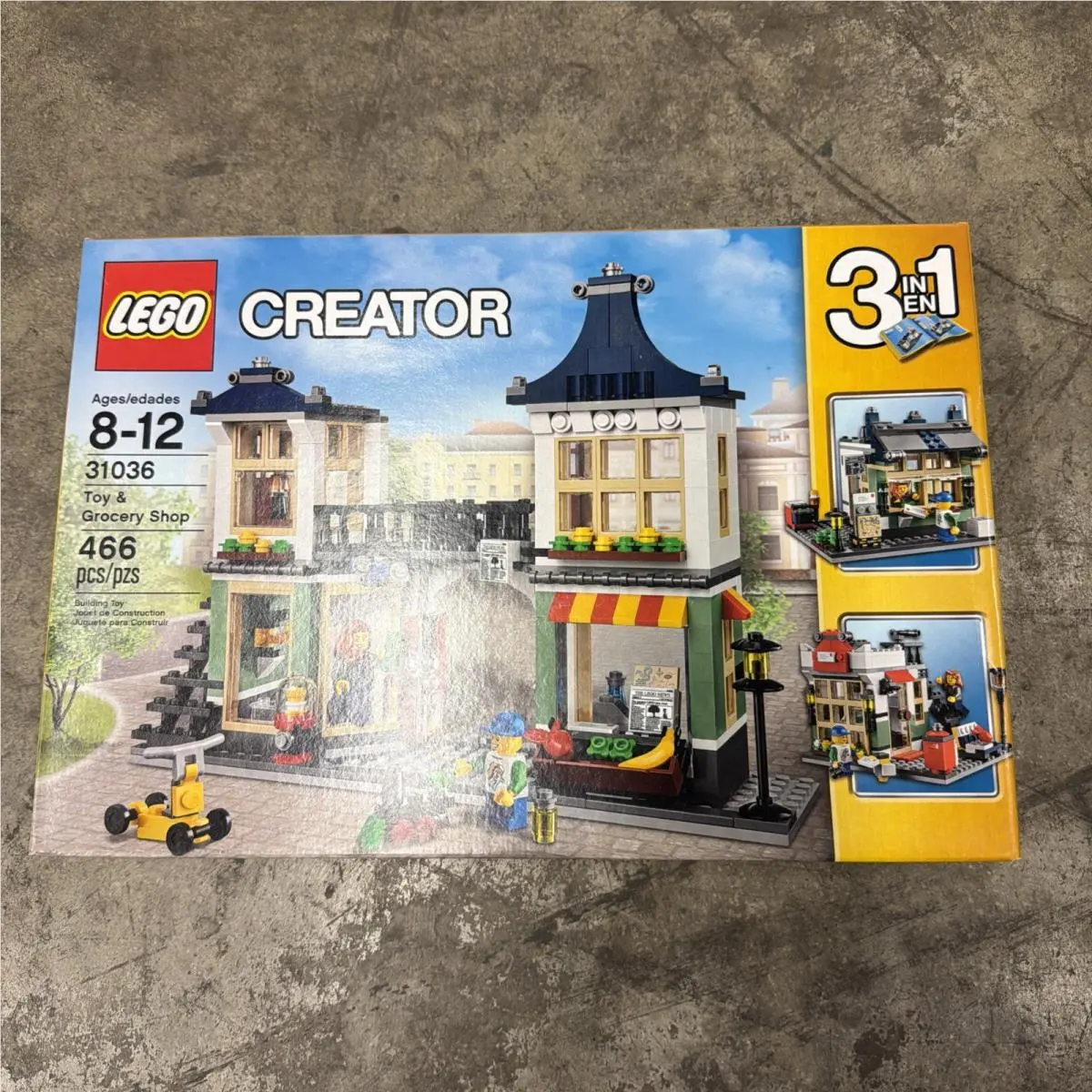 Lego 31036 Creator: Toy Grocery Shop - Retired Town City Building