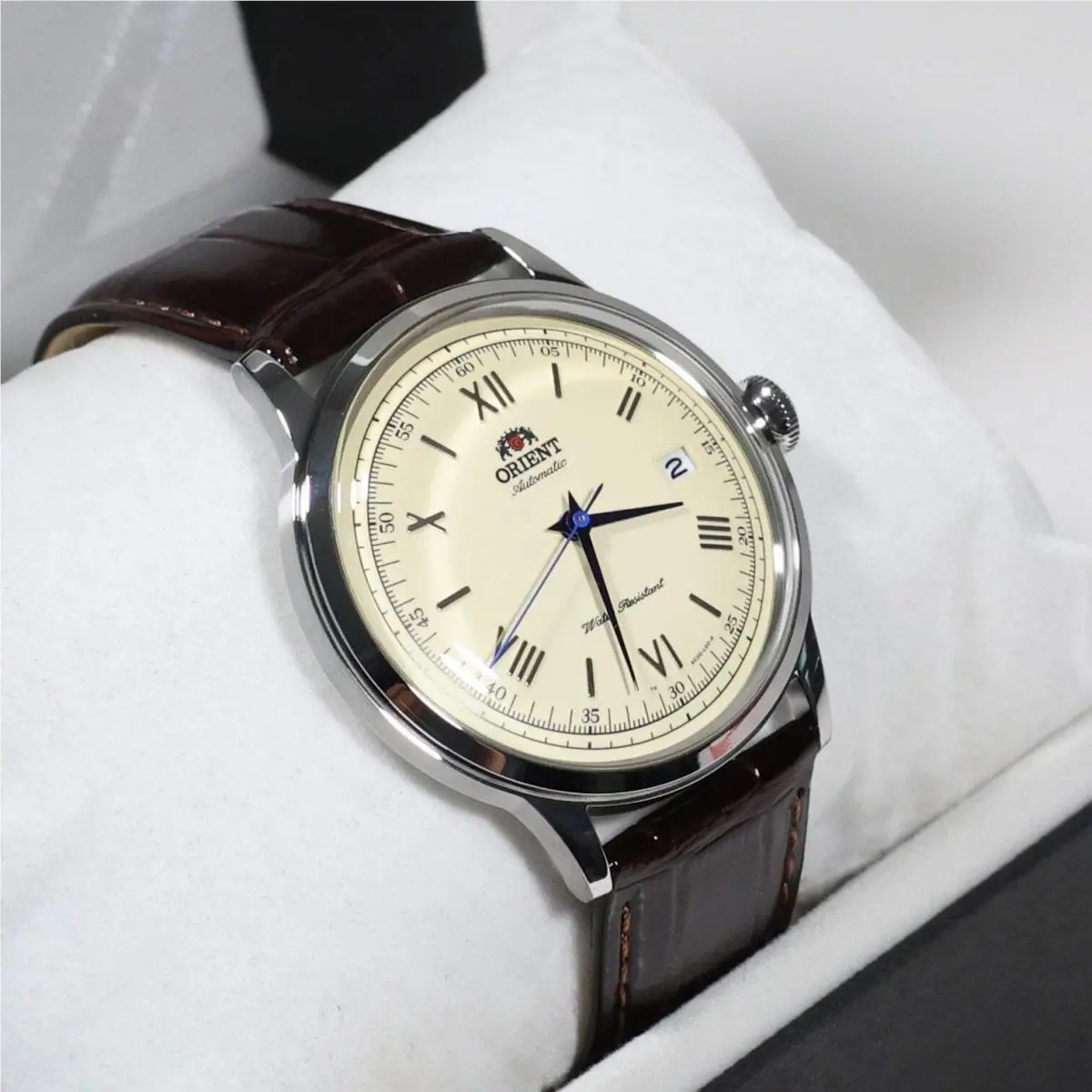 Orient Bambino 2nd Generation Automatic Men`s Leather Strap Watch TAC00009N0 - Dial: Champagne, Band: Brown, Bezel: Silver