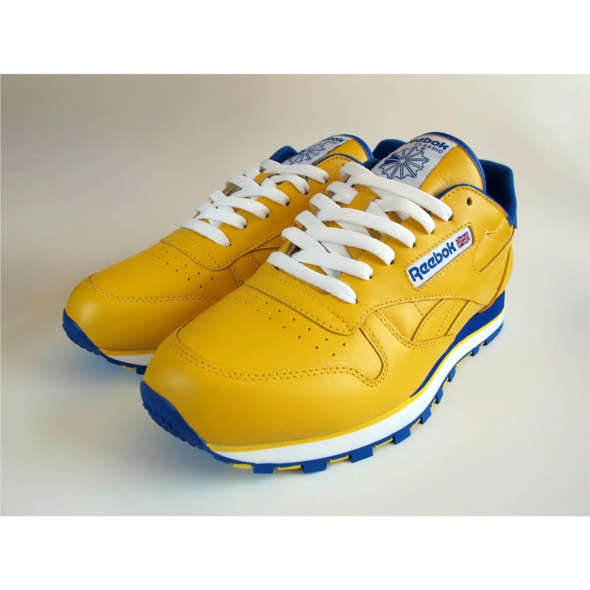 Reebok shoes - Reebok Classic Leather - Classic Leather - Yellow 2