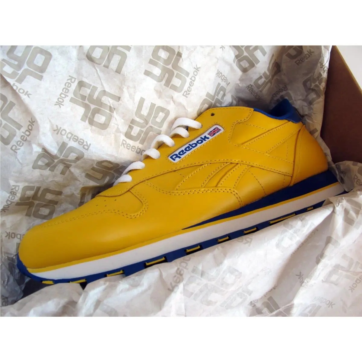 Reebok shoes - Reebok Classic Leather - Classic Leather - Yellow 10