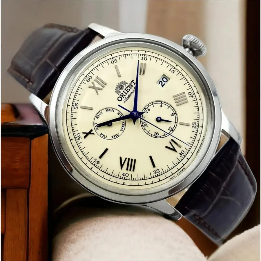Orient Bambino Automatic Beige Dial Day Date Display Men`s Watch RN-AK0702Y