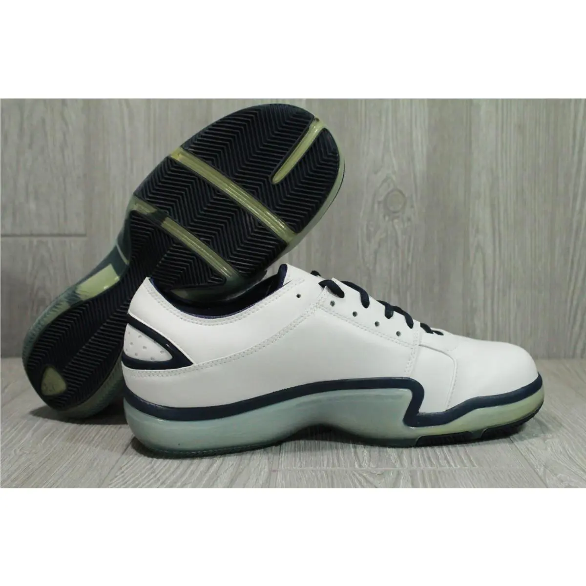Reebok shoes - White 4