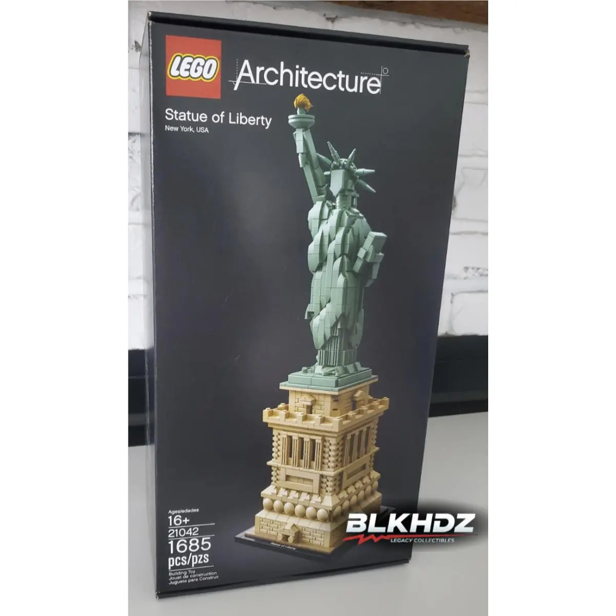 Lego Architecture 21042 Statue of Liberty Landmark Retired Nisb