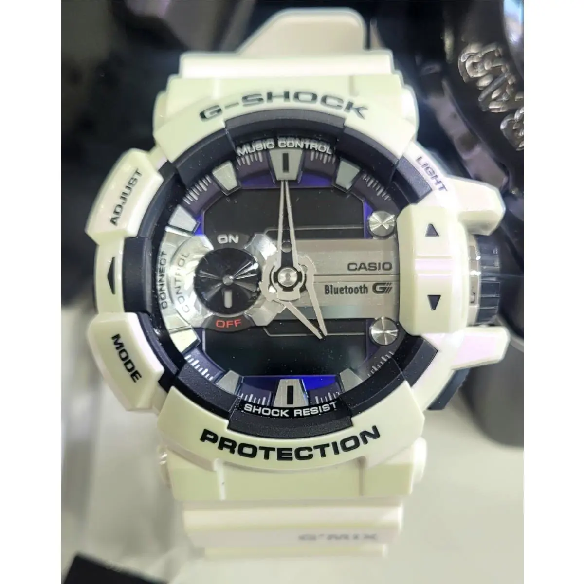 Casio G-shock G`mix Bluetooth Smart Men`s Watch Ref GBA-400-7C