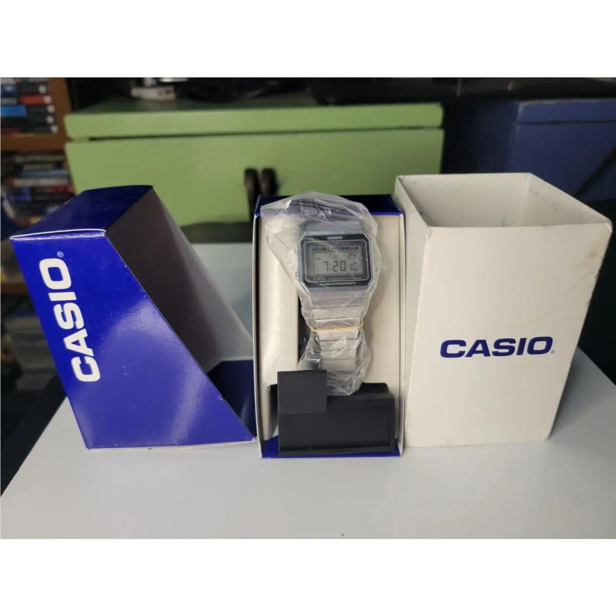 Casio A700W-1A Digital Watch Chronograph Alarm Day/date