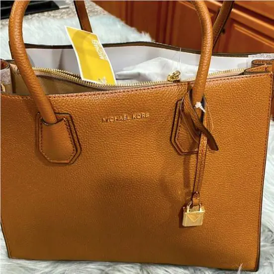 Michael Kors Mercer Large Pebble Leather Accordion Gussets Bag Tan Handbag