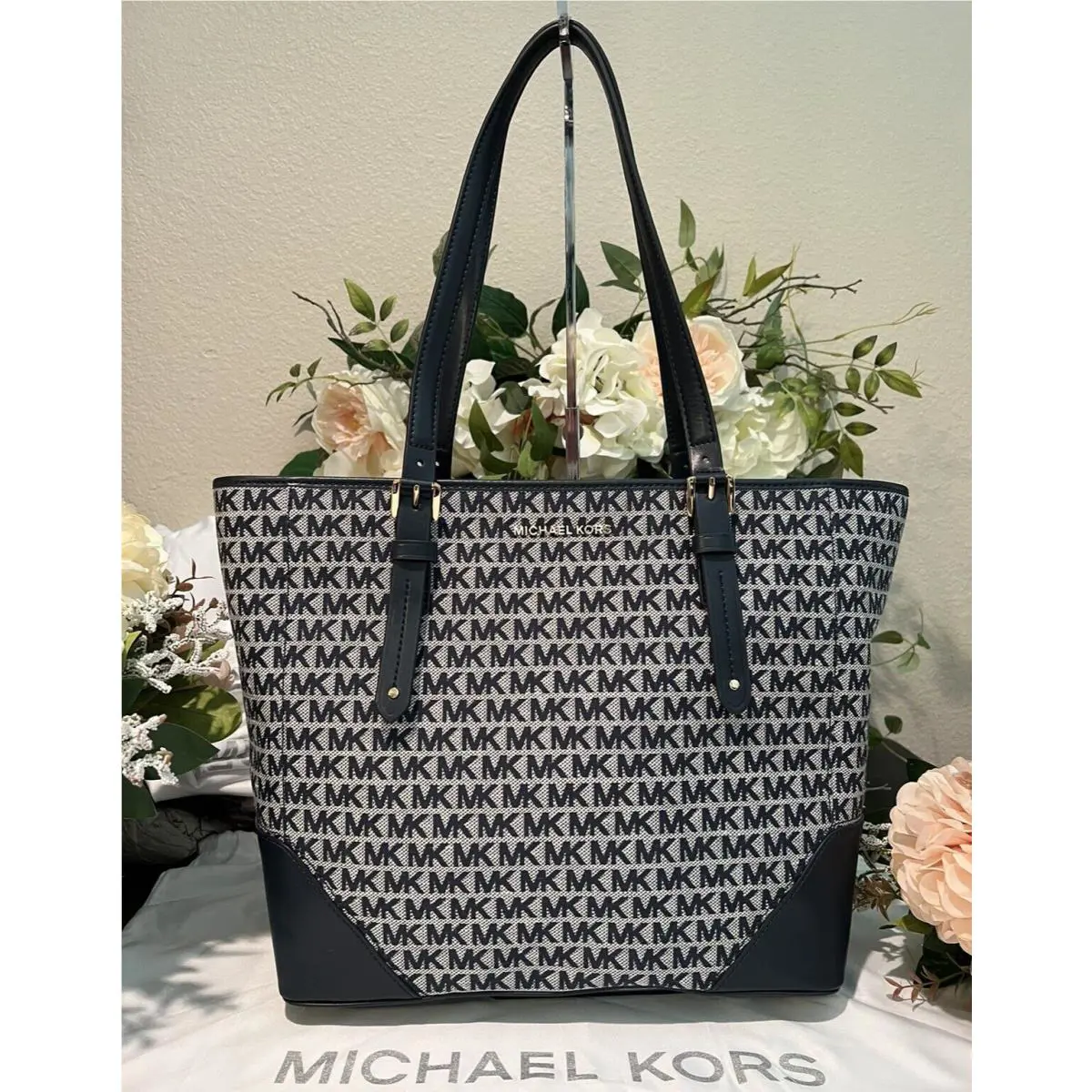 Michael Kors MK Initial Canvas/leather Trim Aria Large Tote Bag Navy/ivory White