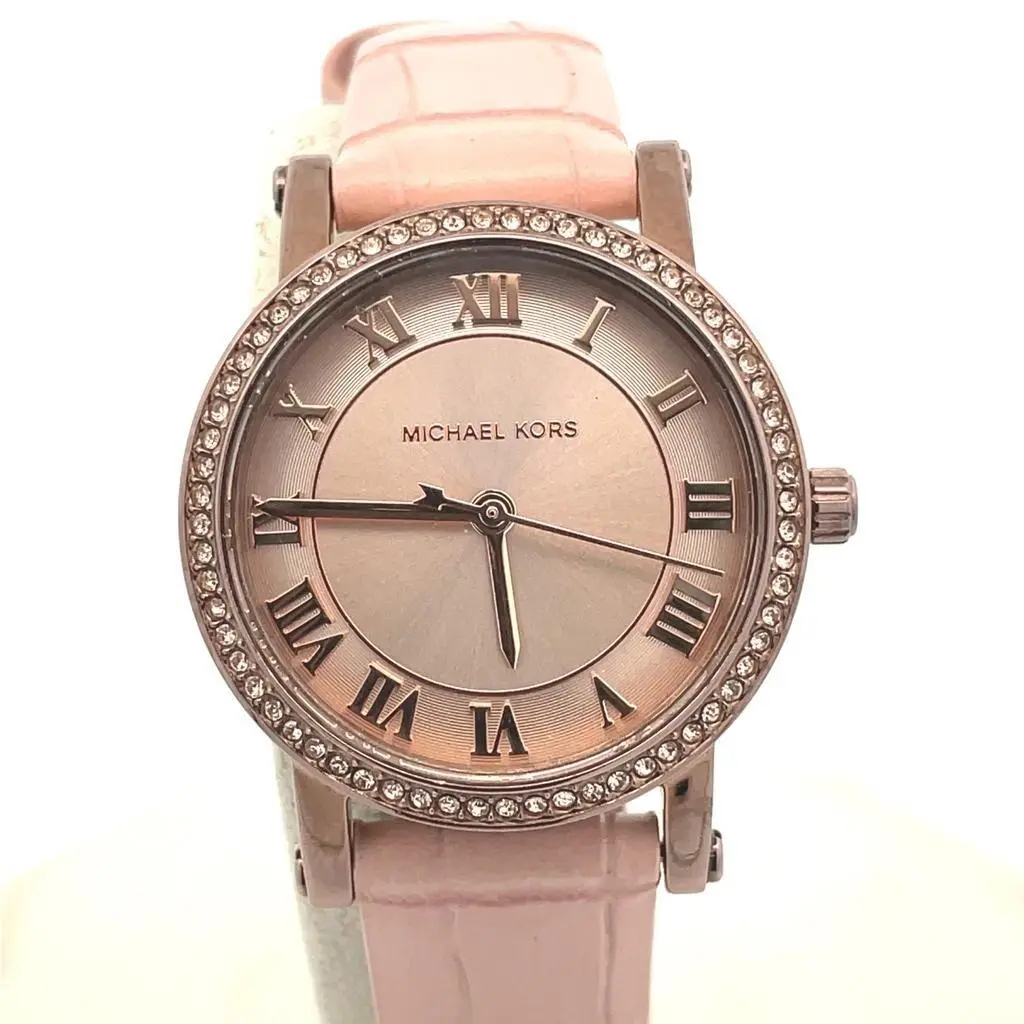 Michael Kors Women`s MK2723 Norie Analog Display Analog Quartz Pink Watch