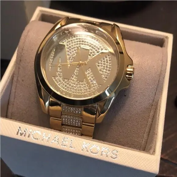 Michael Kors Gold Women`s Bradshaw Gold-tone Pavé Watch MK6487