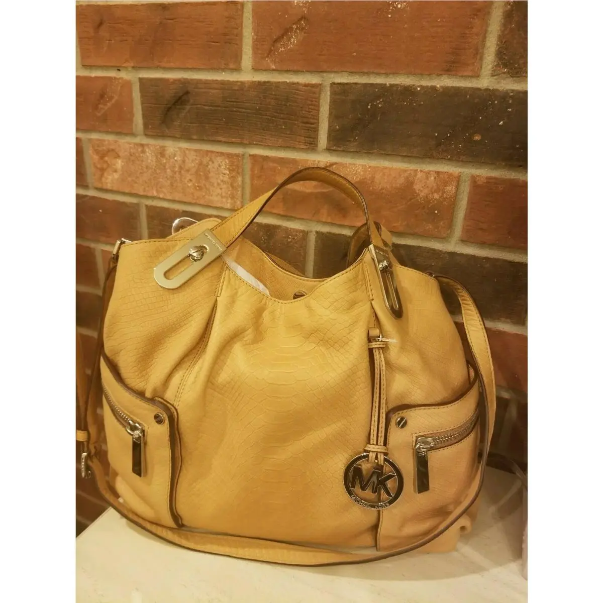 Michael Kors Tote Bag Leather Color: Tan