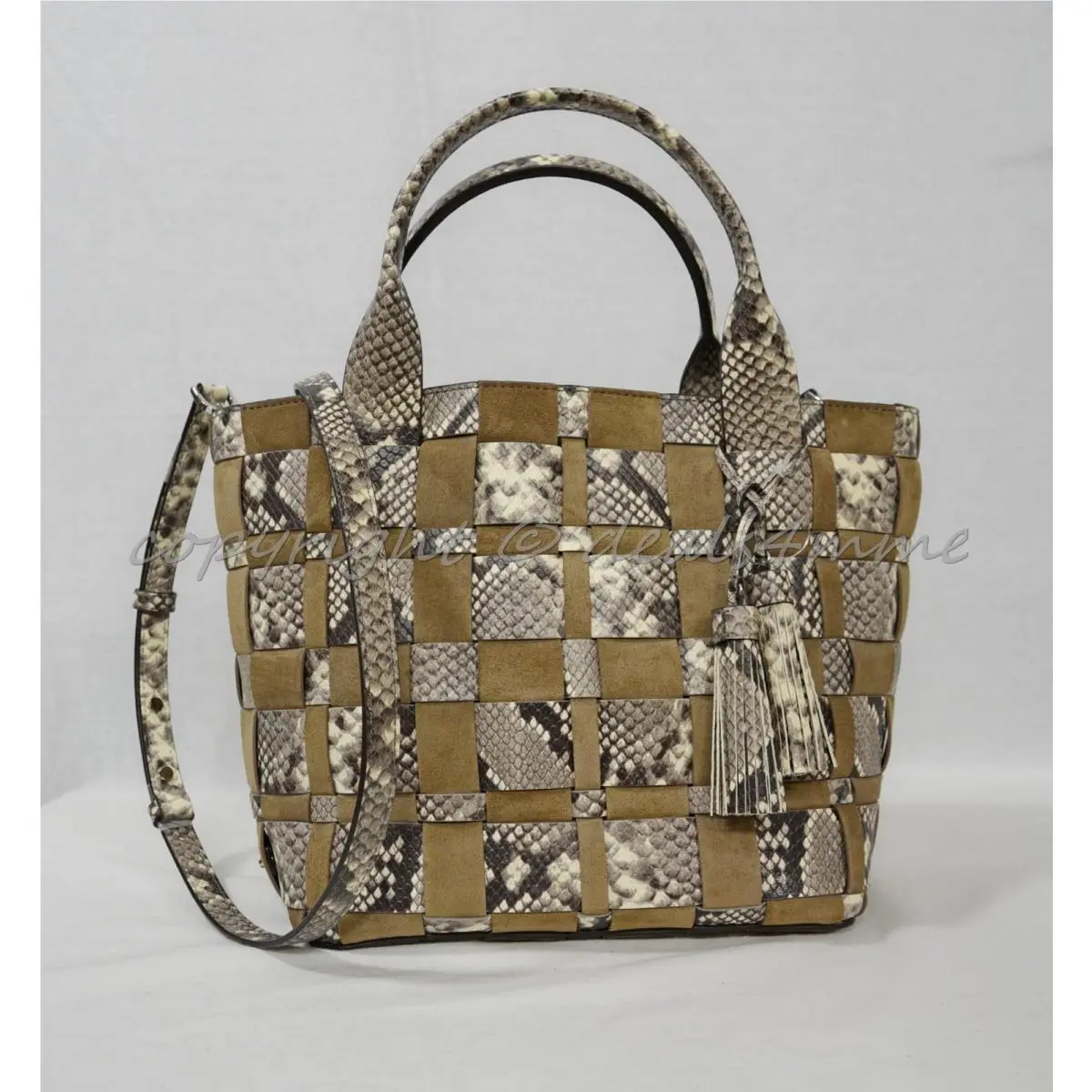 Michael Kors Vivian Medium Tote in Embossed Woven Leather in Natural/dark Dune