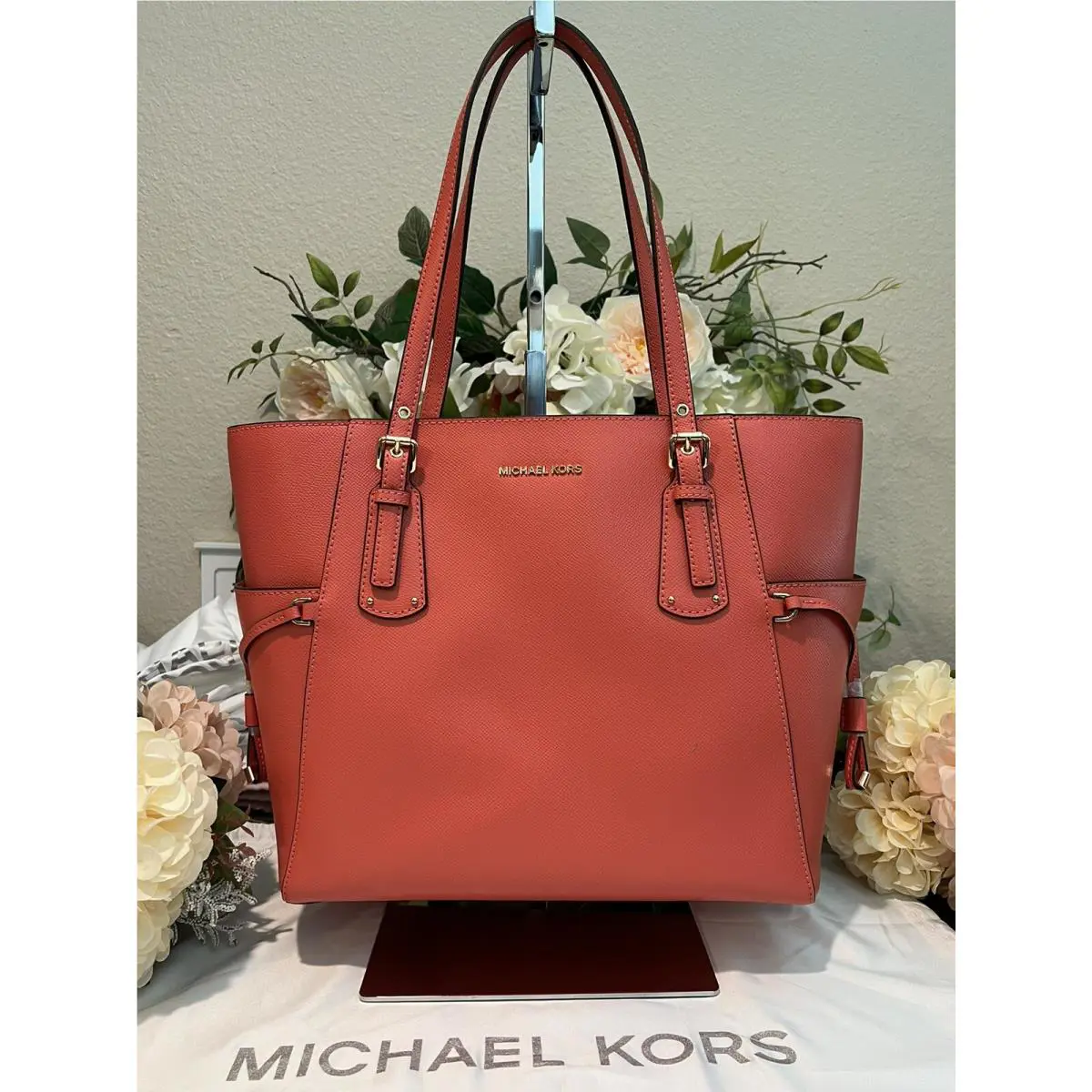 Michael Kors Leather Voyager Double Handle Shoulder Bag 8 Interior Pockets Coral