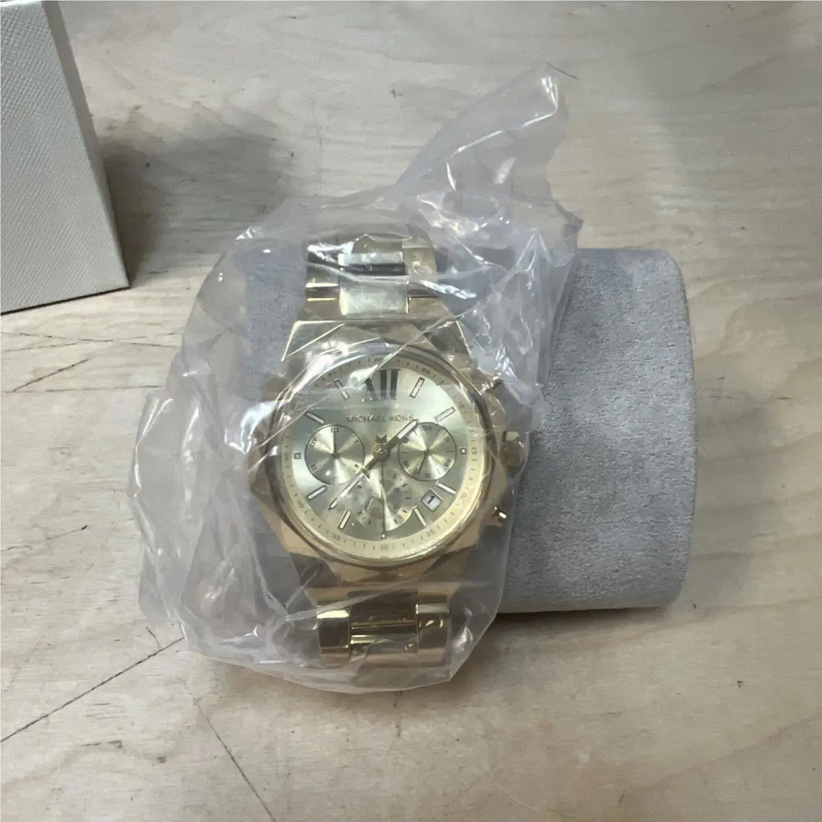 Michael Kors Raquel MK4690 Gold Toned Chronograph Quartz 41MM Unisex Watch