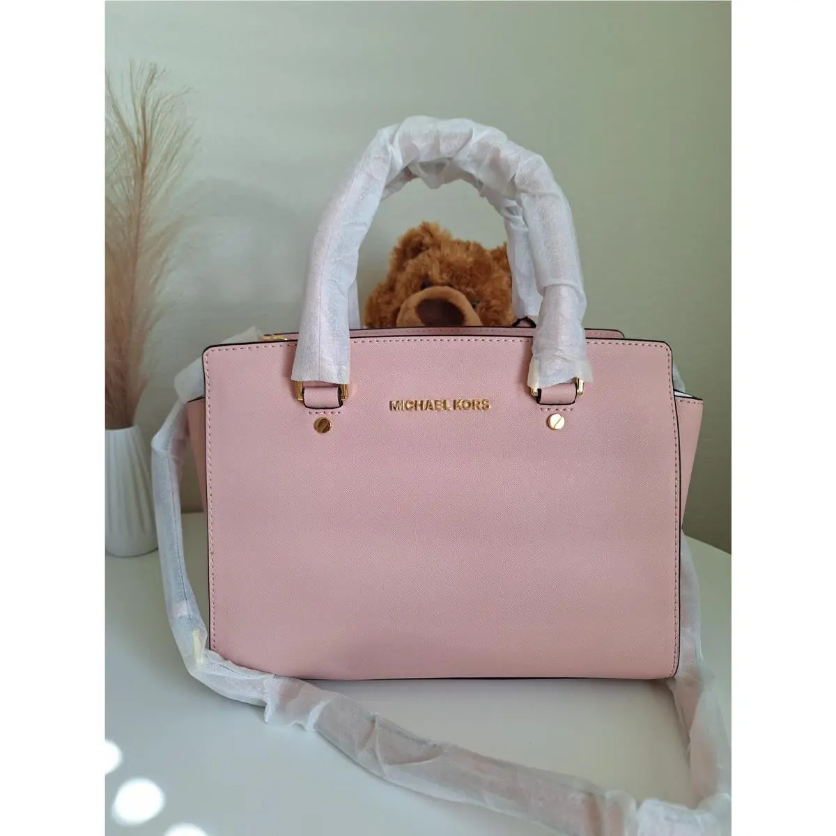 Kors Selma Medium Satchel Most Popular
