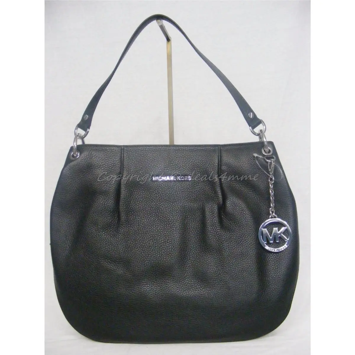 Kors Bedford Large Convertible Shoulder Bag in Black