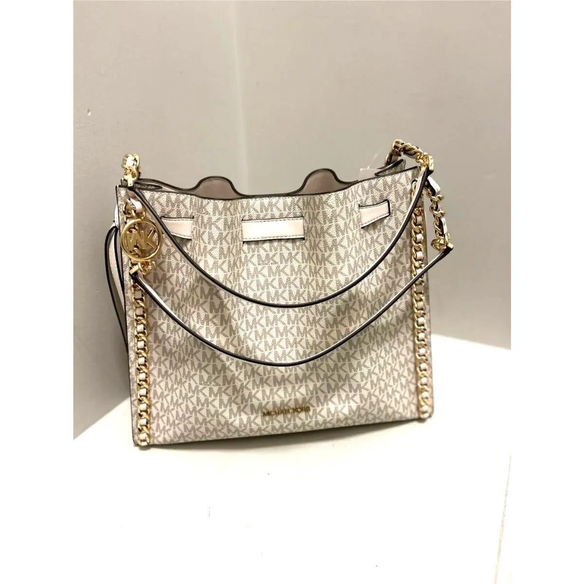 Michael Kors MK Signature Large Chain Shoulder Bag Handbag Purse Tote
