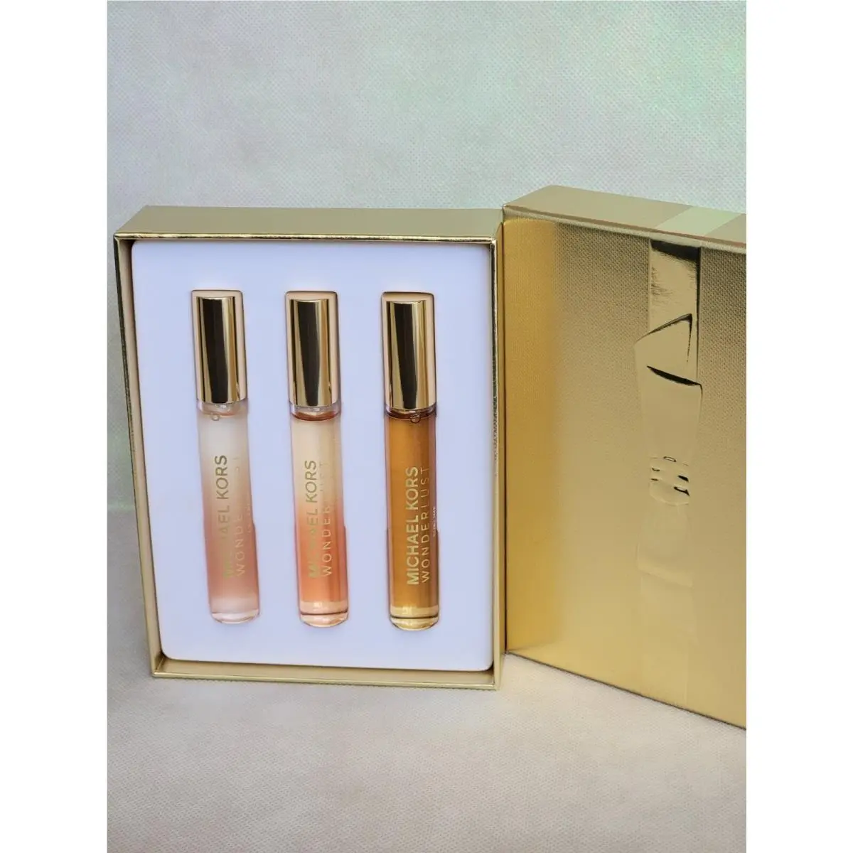 Michael Kors Wonderlust Trio Womens Fragrance Gift Set