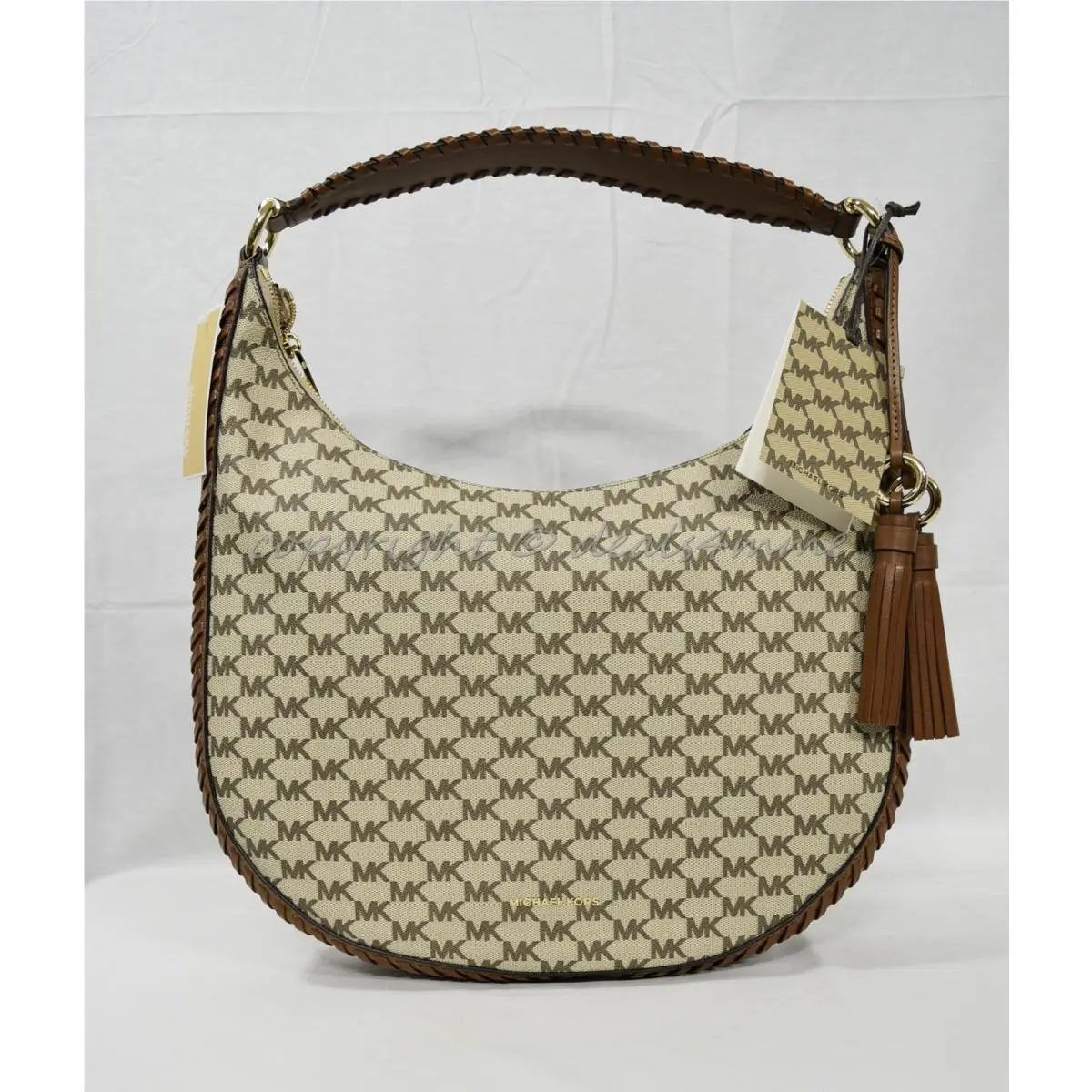 Michael Kors Lauryn Large Shoulder Hobo Bag in Natural Luggage Brown